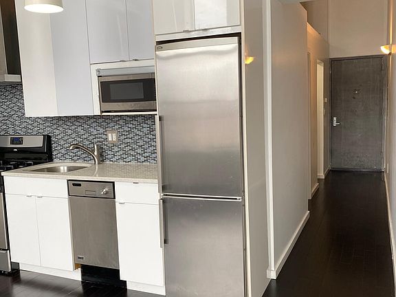 5th image of 724 Market St #601