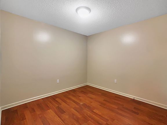 4th image of 2515 Veterans Memorial Pkwy APT 311