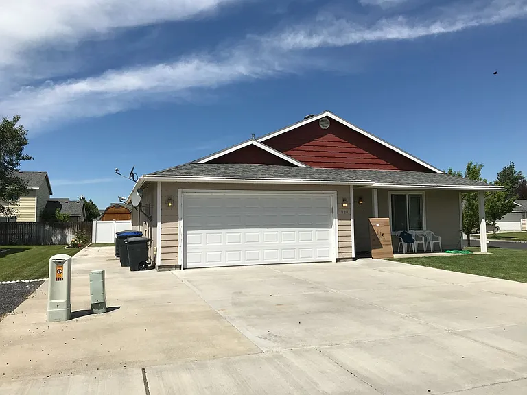 1900 Leanne Ave — Photo 19