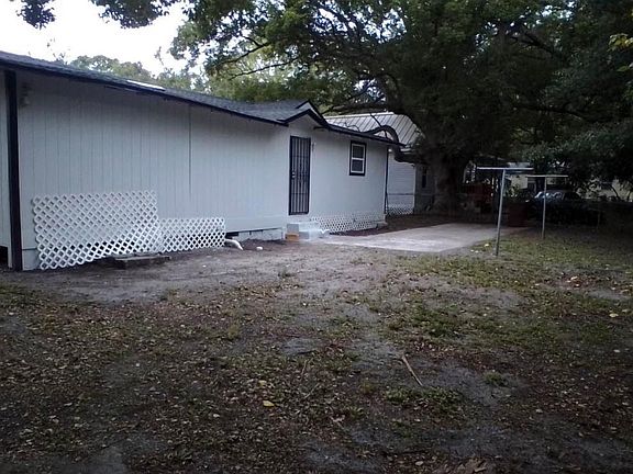 5th image of 5727 Carver Cir