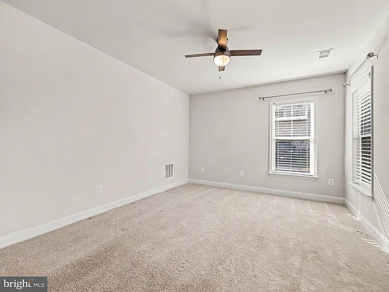 1900 Greenbriar Hall Rd — Photo 16