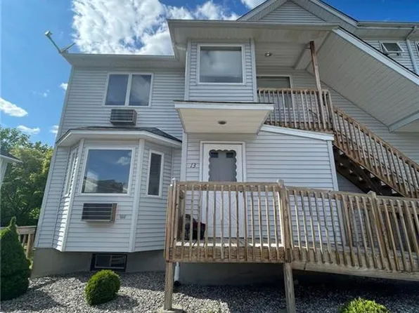 42 Anthony Street #13, Griswold, CT 06351