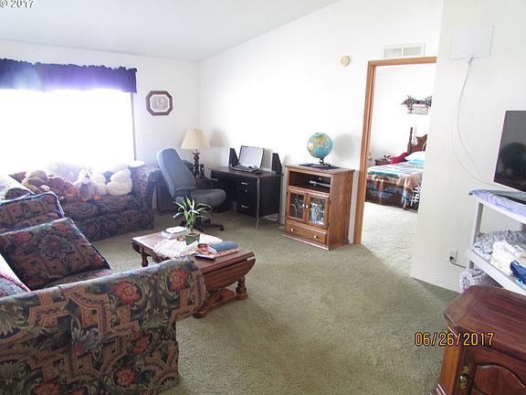 3rd image of 13216 NE 59th St