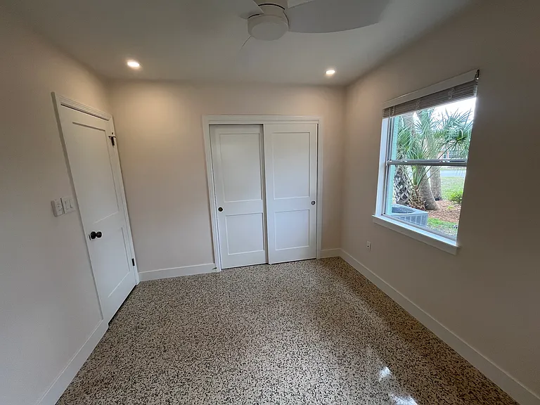 5919 Hollywood Blvd #B — Photo 20