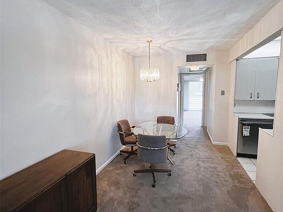 3rd image of 4701 Martinique Drive #G-2
