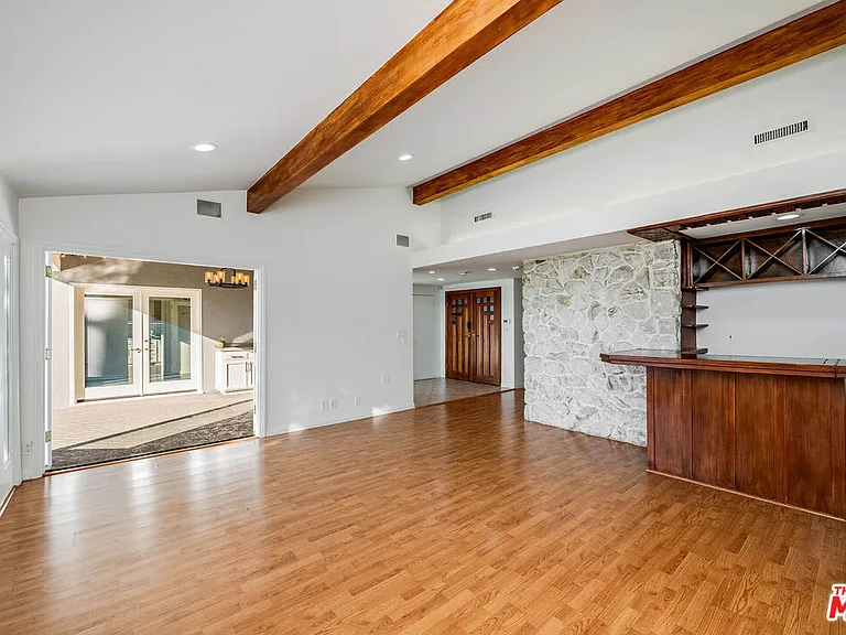3115 Dona Susana Dr — Photo 12
