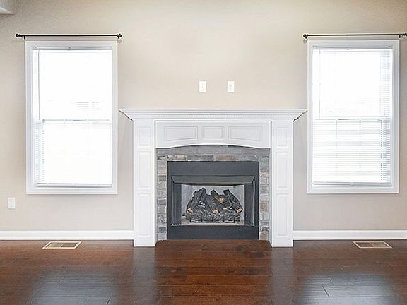 4th image of 3025 Wyatt Dr