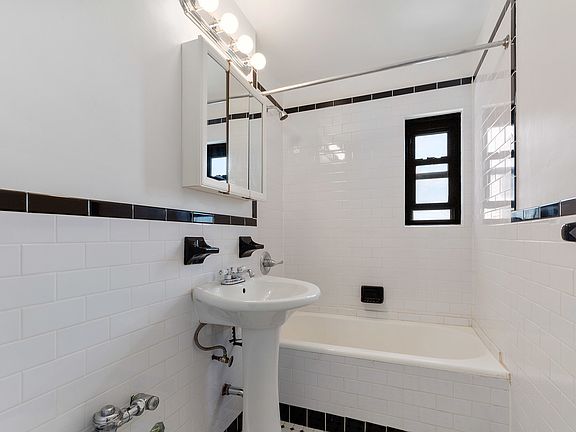 5th image of 2728 Henry Hudson Pkwy APT 55B