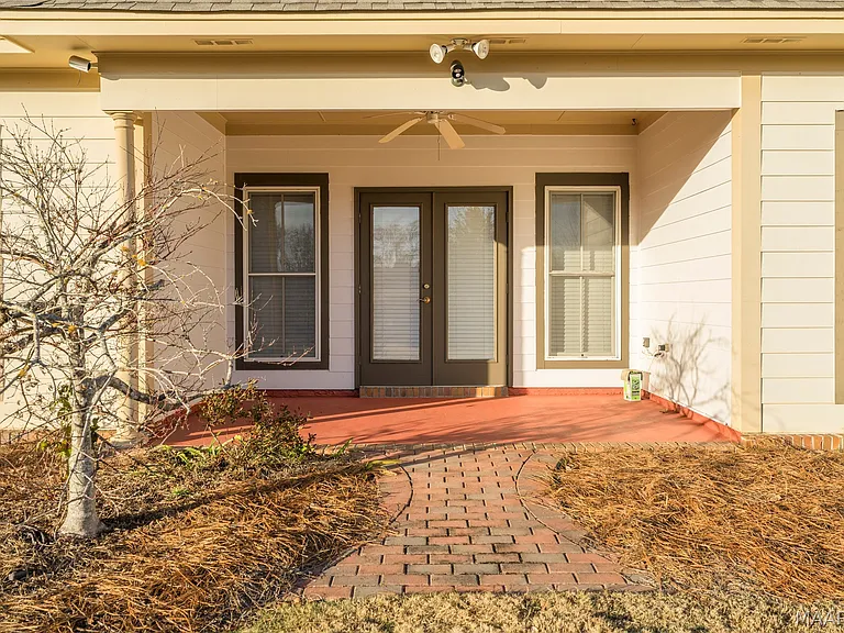 5540 Ash Grove Cir — Photo 5
