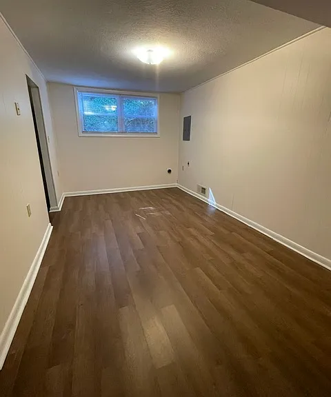 48 Dogwood Ct #E — Photo 5
