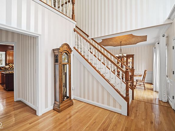 4th image of 5787 Coopers Hawk Dr