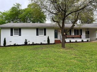 8909 Hogan Dr SE, Huntsville, AL 35802