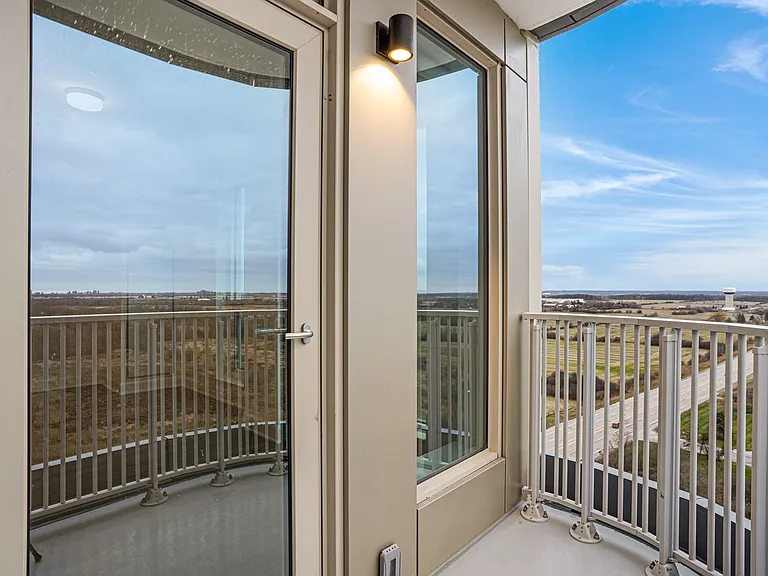 3240 William Coltson Ave — Photo 72