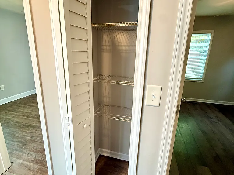 705 Julian St — Photo 15