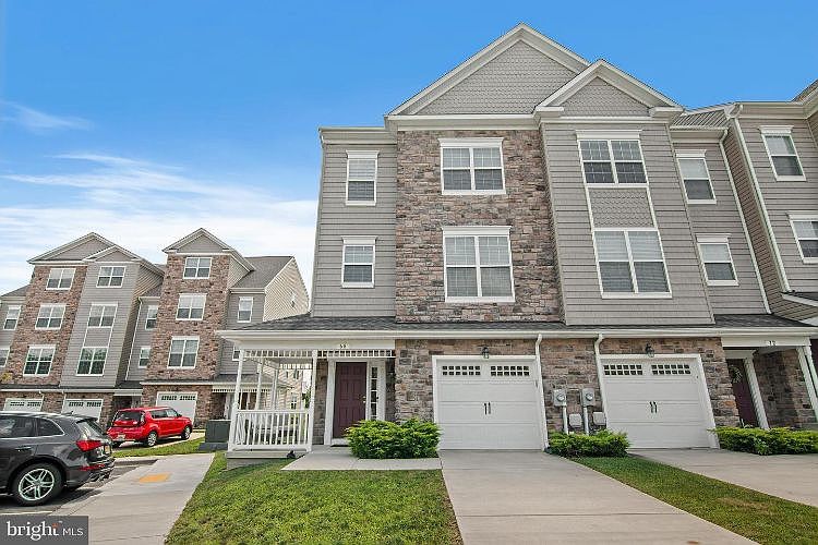 1st image of 68 Clydesdale Ln