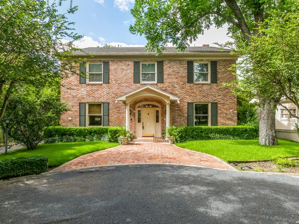214 Terrell Rd, Terrell Hills, TX 78209