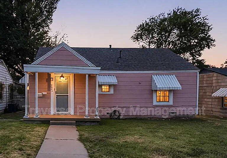 3624 Frazier Ave — Photo 2