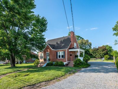1210 Oakwood St, Bedford, VA, 24523