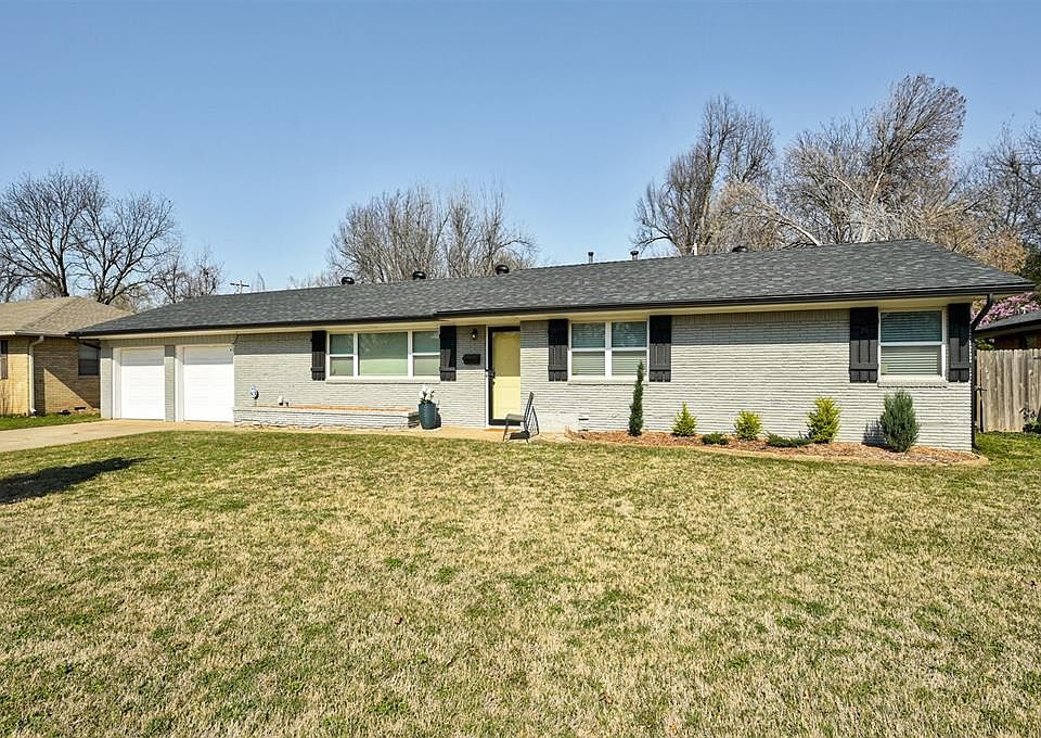 1st image of 1511 Melrose Dr