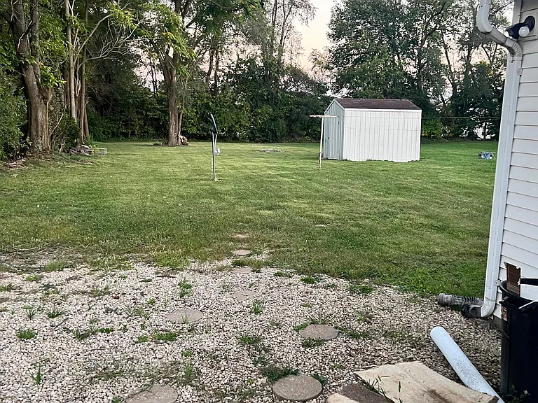 576 N Sandusky St — Photo 9