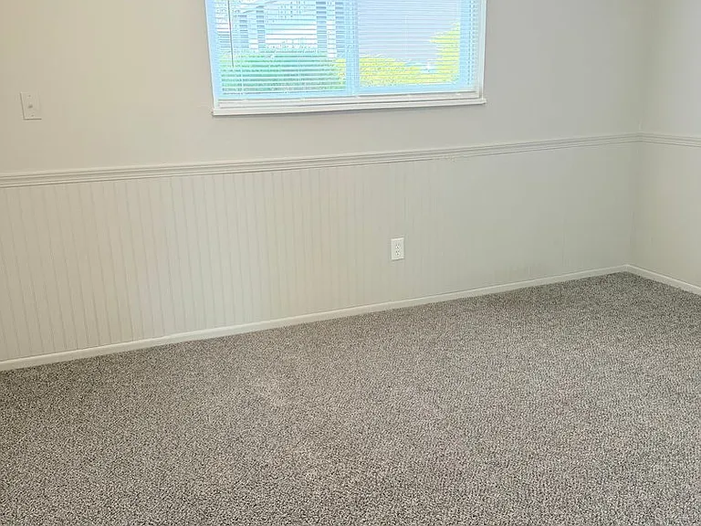 1805 Earlyview Ct — Photo 11