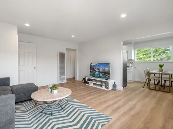 695 W Valley Dr, Campbell, CA