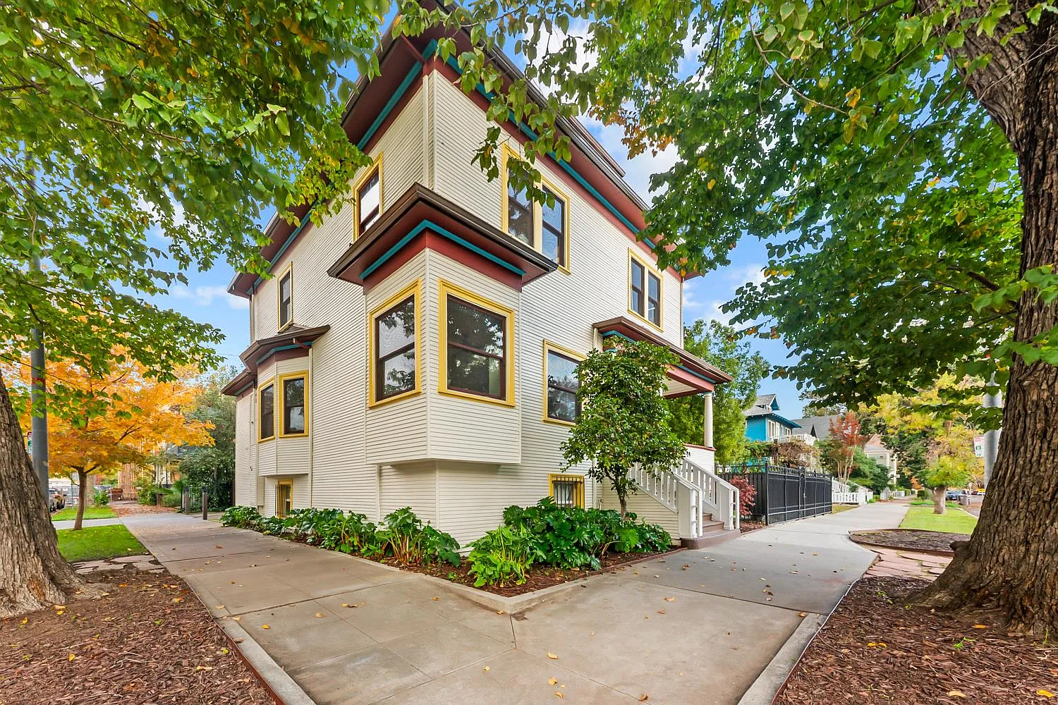 1301 D St photo 1