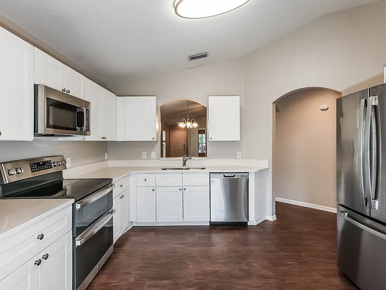 10623 Navigation Dr — Photo 8