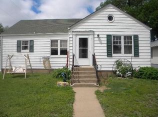 111 N Oak St, Medicine Lodge, KS 67104