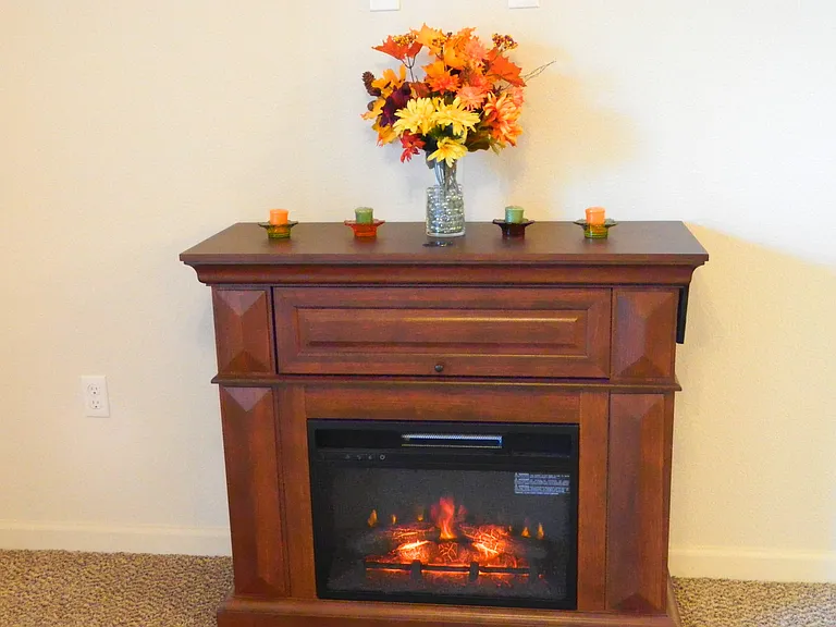 Sierra Point Apartments — Photo 8