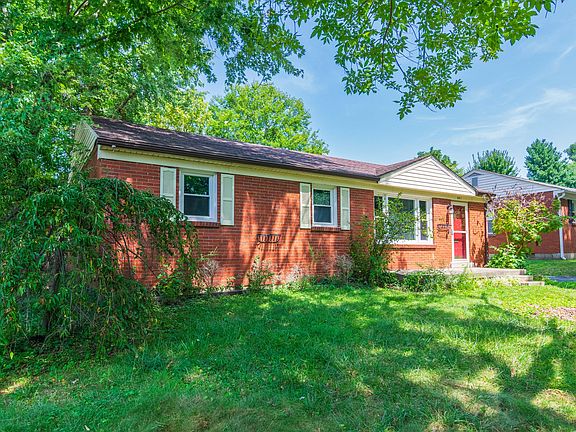 3rd image of 641 Stratford Dr