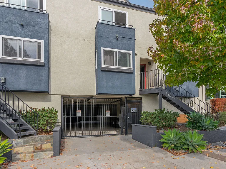 2652 A St #L — Photo 18