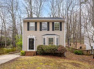 203 Cape Cod Dr, Cary, NC 27511