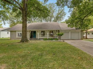 2913 S Marlan Ave, Springfield, MO 65804