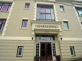 654 Sw Grant Street #101, Portland, OR 97201