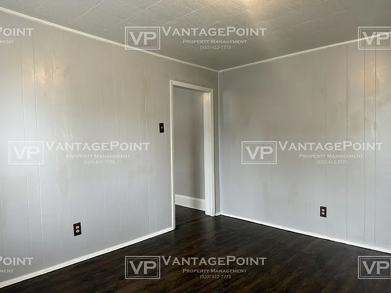 840 Shawano Ave #D — Photo 4