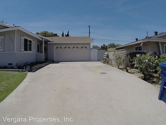 4th image of 13023 Edderton Ave