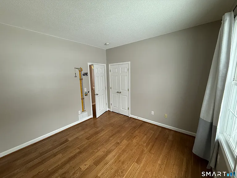 104 Valley View Rd — Photo 16