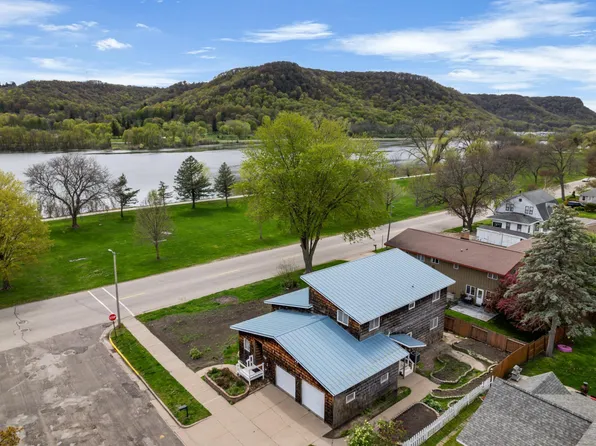 717 Harriet St, Winona, MN 55987