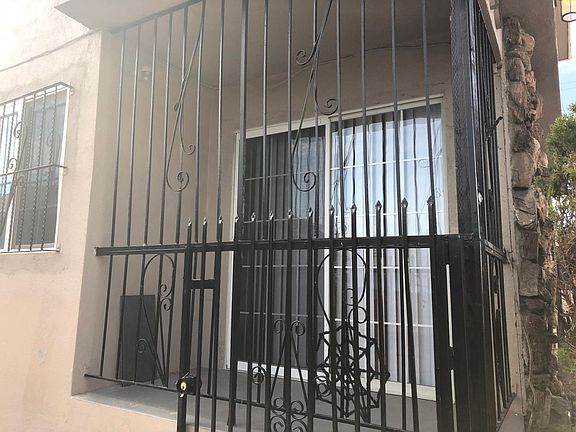 5th image of 1348 W 92nd St APT 1