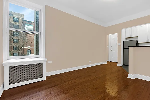 Rented by Cooper & Cooper Real Estate | media 25