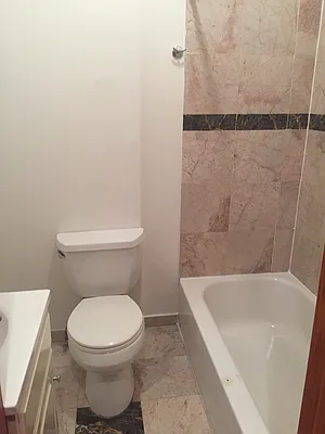 Rented by Skyline Realty LLC II | media 6