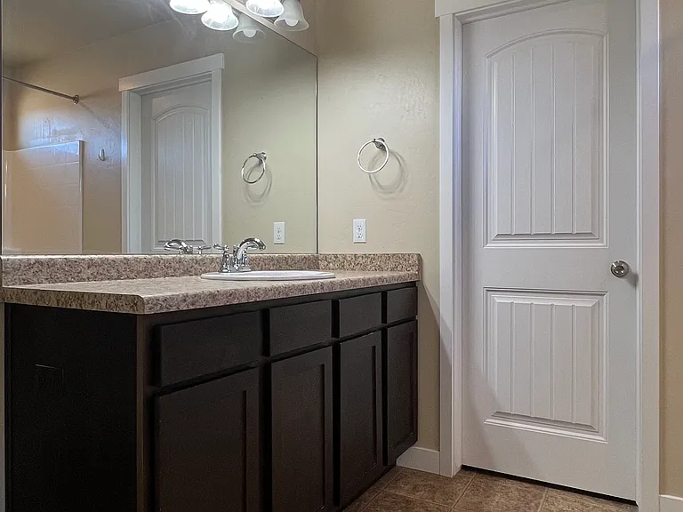 824 S Fox Trail Ln — Photo 12