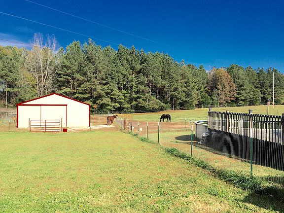 New 5 stall barn with tack