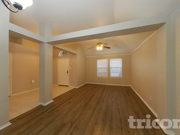 3rd image of 110 Forest Park Ln