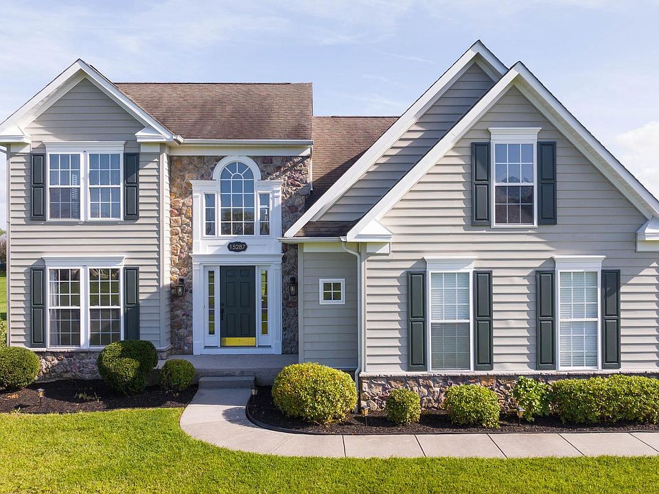 1st image of 15287 Covington Ct