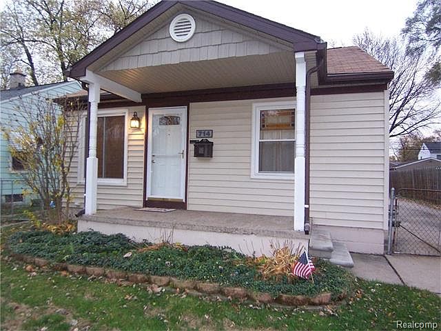 1st image of 714 Donald Ave