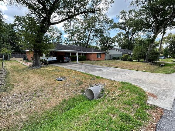 2nd image of 1222 Glourie Dr