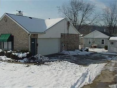 3rd image of 1229 S Main St