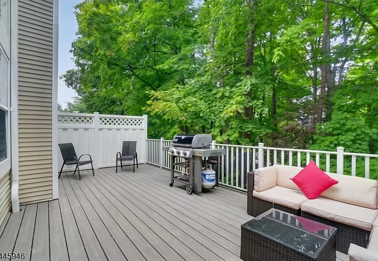 115 Constitution Way — Photo 24